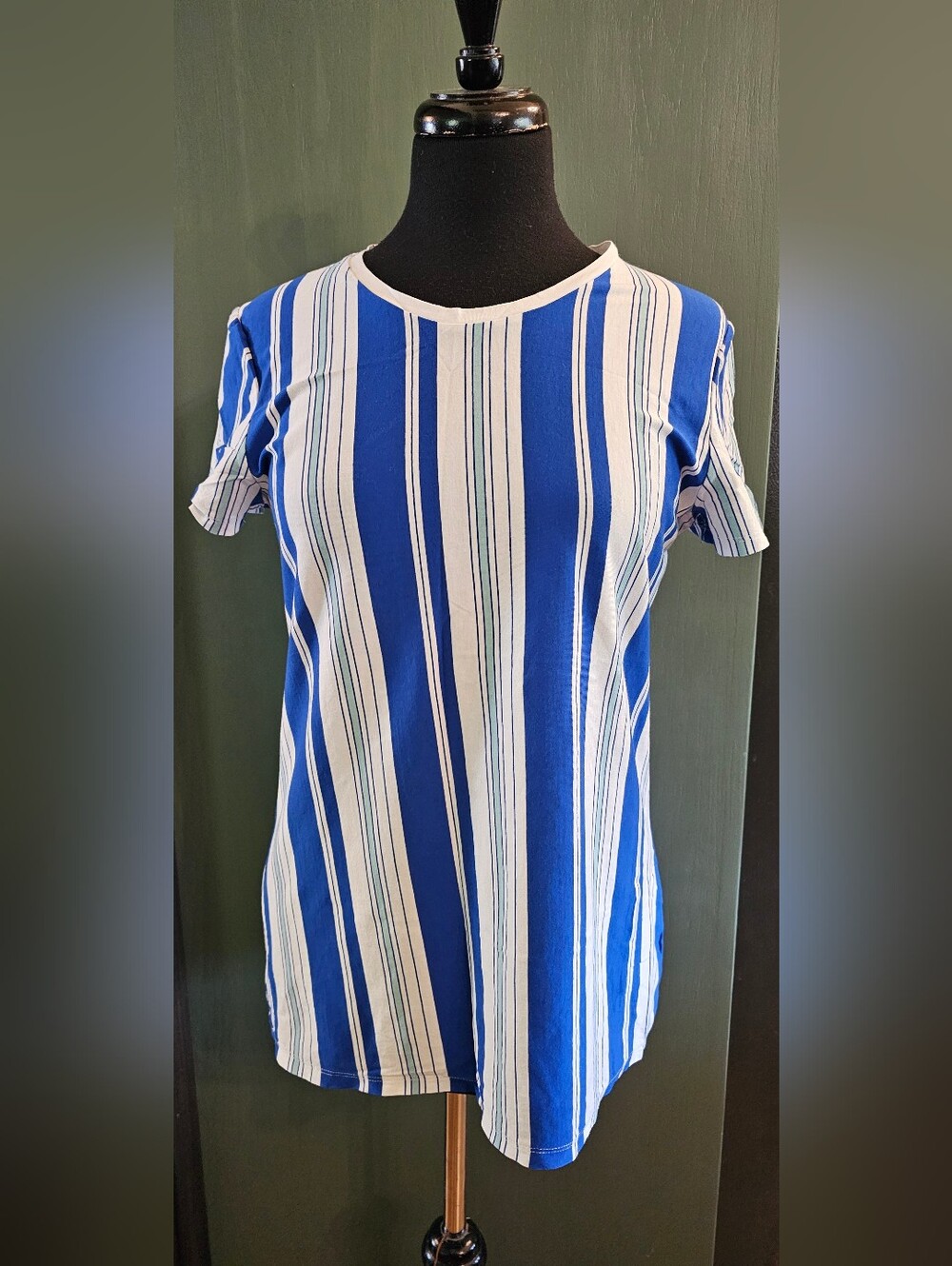 Banana republic t shirt